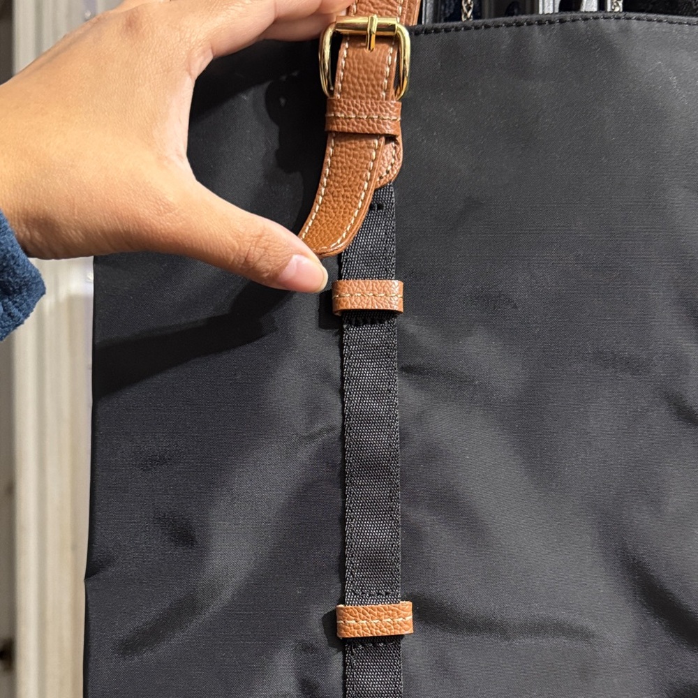 Bric Tote Bag - Picture 3 of 10